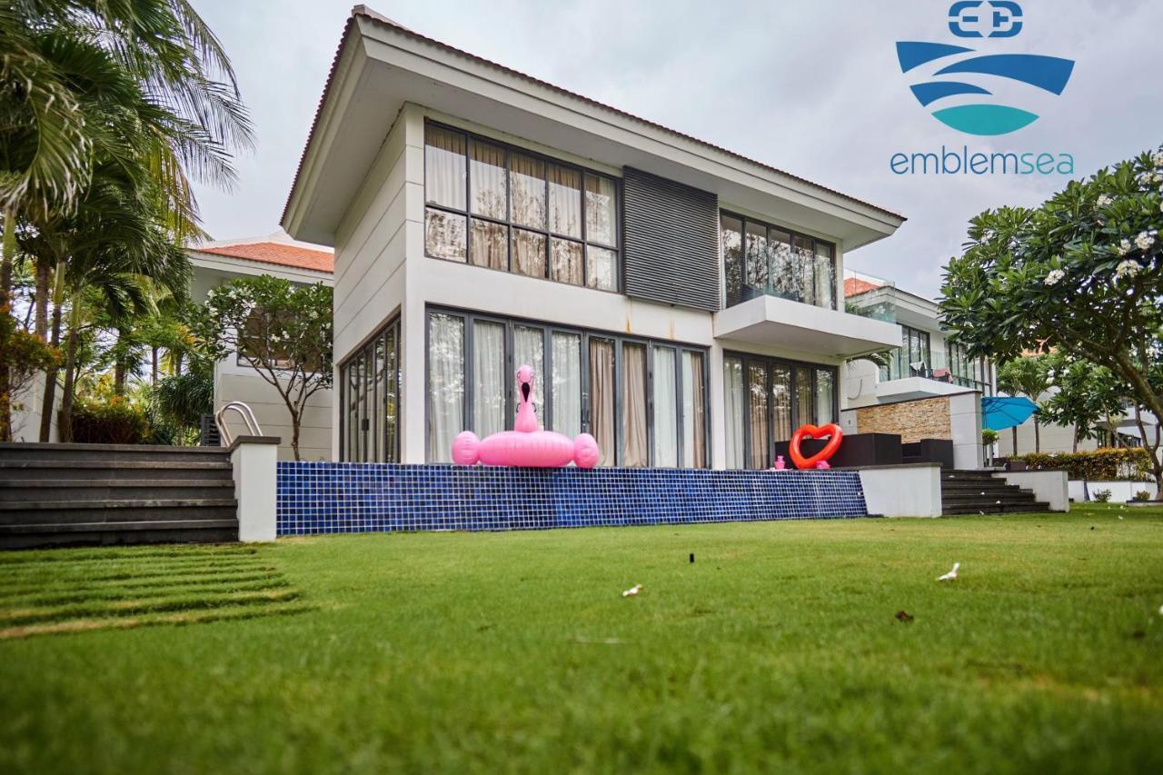 Emblem Sea 4 Bedroom Villas Da Nang Exterior foto