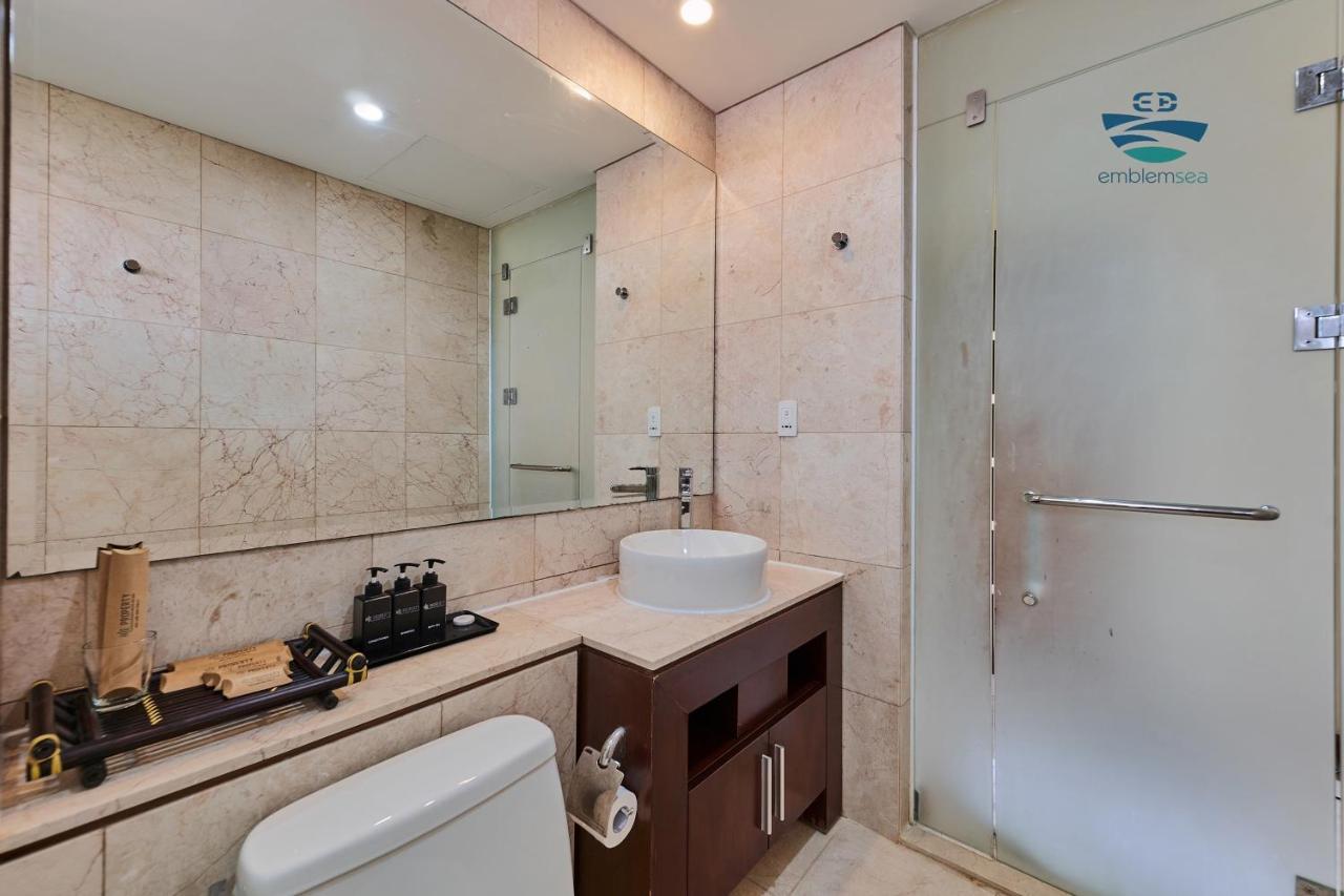 Emblem Sea 4 Bedroom Villas Da Nang Exterior foto