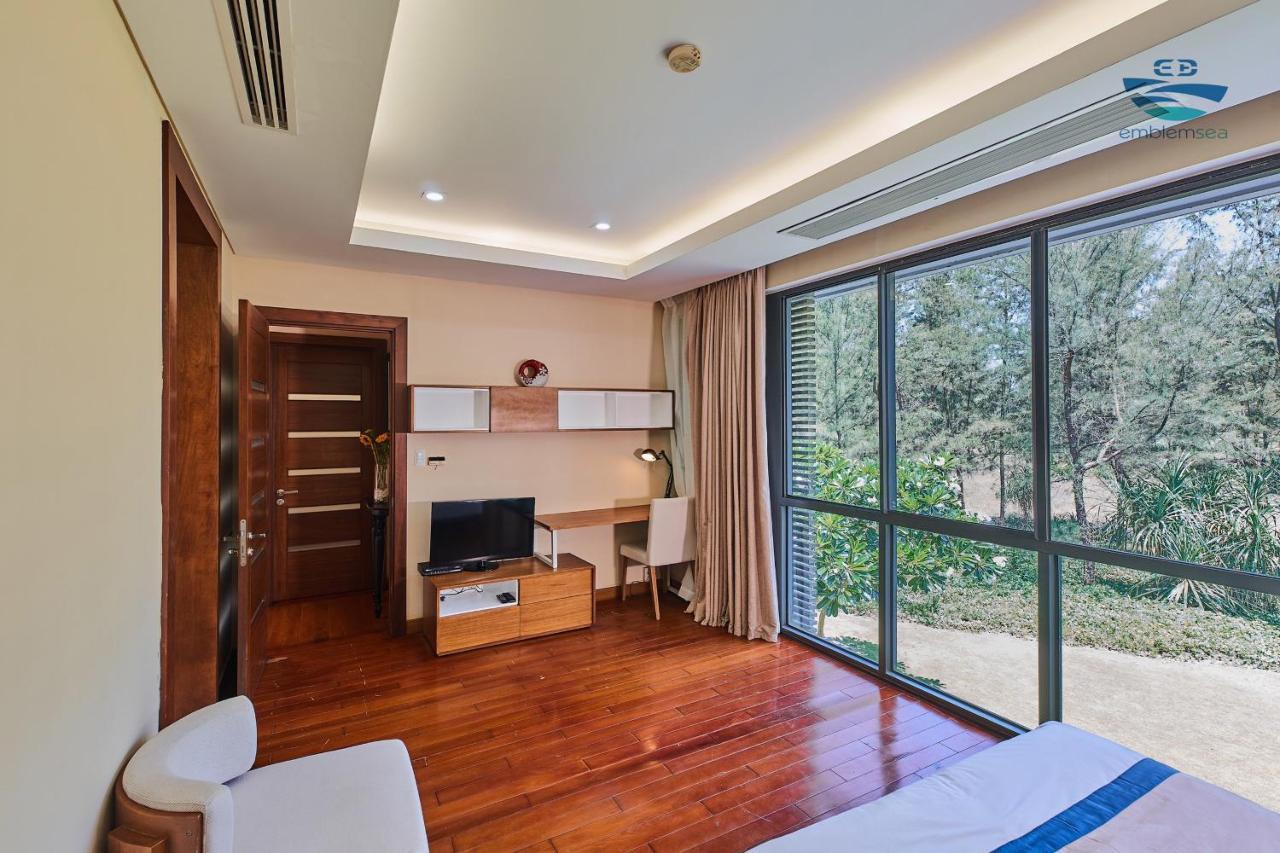 Emblem Sea 4 Bedroom Villas Da Nang Exterior foto